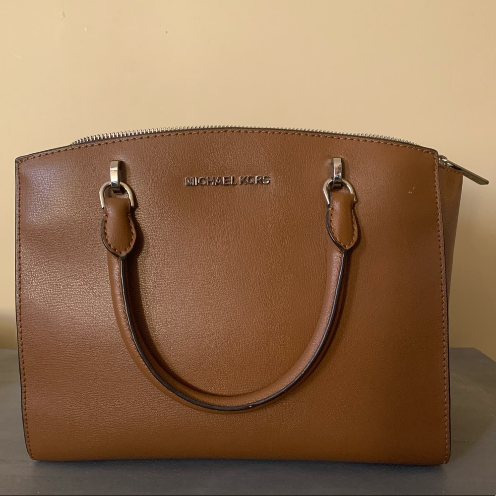 Michael Kors Handbag - Picture 1 of 7